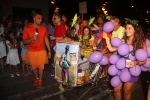 Divertida y colorida noche de disfraces
