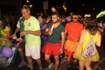 Divertida y colorida noche de disfraces