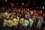 Divertida y colorida noche de disfraces