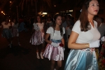Divertida y colorida noche de disfraces