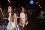 Divertida y colorida noche de disfraces