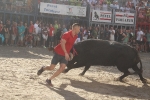 Burriana vibra con el encierro de toros embolados