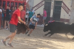 Burriana vibra con el encierro de toros embolados