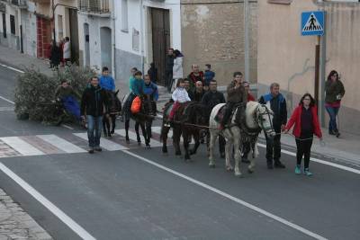 Els majorals de Sant Antoni de Vilafranca arrepleguen els troncs