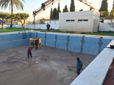 La reforma de la piscina municipal estalviar 263.000 litres d'aigua