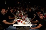 Más de 2.000 personas participan en la 'torrà de carn'