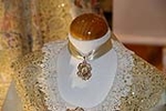 'Borgoña' y 'ciruela', los colores de los trajes de las Reinas Falleras de Burriana 2018