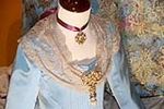 'Borgoña' y 'ciruela', los colores de los trajes de las Reinas Falleras de Burriana 2018