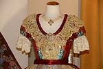 'Borgoña' y 'ciruela', los colores de los trajes de las Reinas Falleras de Burriana 2018