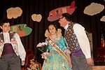 La falla Pensat i Fet exalta a Leticia Martínez y Jimena Fenollosa como las Falleras Mayores 2017