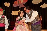 La falla Pensat i Fet exalta a Leticia Martínez y Jimena Fenollosa como las Falleras Mayores 2017