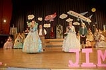 La falla Pensat i Fet exalta a Leticia Martínez y Jimena Fenollosa como las Falleras Mayores 2017