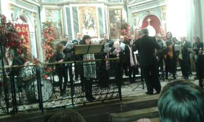 El Cor Carnevale omple de gom a gom l?església de Sant Blai pel memorial de José Manuel Fandos Ferrada