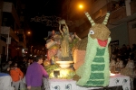 La Falla del Barri de València  logra doblete en la Cavalcada del Ninot  con primer premio en carroza y ninot