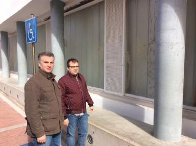L'Ajuntament de Xilxes reparar les vidrieres del CEIP Llus Vives