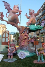 Sud-Oest i Corts Valencianes guanyen el Primer premi de les Falles de La Vall d'Uixó 2017