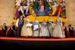 Las Reinas Falleras reciben el homenaje de las comisiones