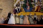 Las Reinas Falleras reciben el homenaje de las comisiones