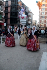 Las Reinas Falleras reciben el homenaje de las comisiones