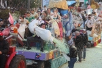 El Coso Multicolor llena de confeti la Magdalena