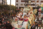 El Coso Multicolor llena de confeti la Magdalena