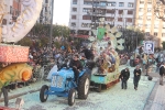 El Coso Multicolor llena de confeti la Magdalena