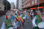 El desfile del FAMM cautiva al numeroso público que abarrotó las calles