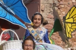 La cabalga de Sant Vicent pone la nota de color