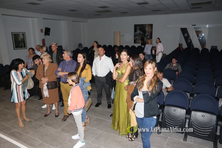 MIRIAM G�?MEZ Y ALEJANDRO BELL�?S MISS Y MISTER COSMOS CASTELLON