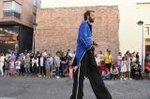 La cabalgata de fiestas llena las calles de Vila-real de colorido y crítica local