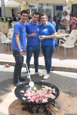Centenars de veïns es reuneixen en el Concurs de Paelles