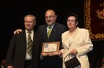 Vila-real rendeix homenatge a les parelles que celebren les noces d'or
