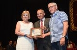 Vila-real rendeix homenatge a les parelles que celebren les noces d'or