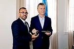 Benlloch traslada el proyecto de Ciudad del Fútbol al presidente de Argentina para abrir nuevas oportunidades en Vila-real
