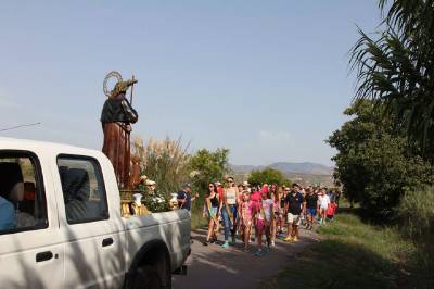 Xilxes celebra la tradicional romeria de Sant Roc des del municipi al nucli martim