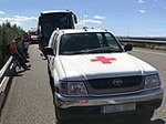 Cruz Roja asiste a 48 pasajeros de un autobús averiado en la CV-13 en Benlloch