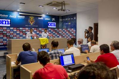 Javi Calleja sustituye a Fran Escrib al frente del primer equipo del Villarreal CF