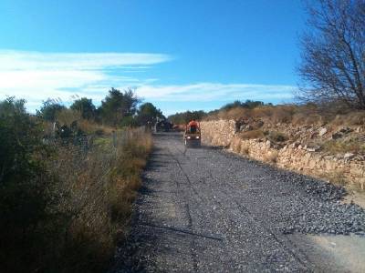 Torreblanca adecua els camins rurals reutilitzant l'asfalt fresat en les obres del Passeig Martim