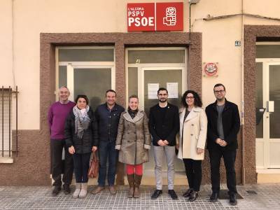 El PSPV-PSOE de l?Alcora aproxima la poltica a la ciudadana con una nueva oficina de proximidad 