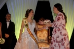 Les festeres reben la pleitesia del poble de Les Alqueries