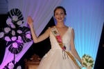 Les festeres reben la pleitesia del poble de Les Alqueries