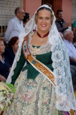 La patrona de Les Alqueries rep l'ofrena floral dels ve¨ns del municipi