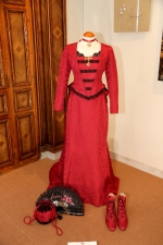 Cort d'honor i Dames de la Ciutat