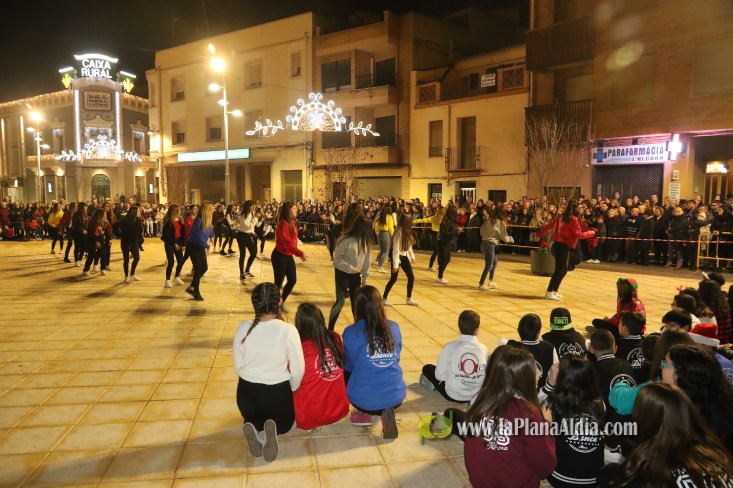 Concurrido Flash Mobe Navideño de On! Dance para despedir el año en Alcora