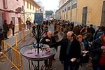 Burriana reparte 3.000 bocadillos en la popular Font del Vi