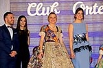 La falla Societat Club Ortega exalta a Sofía Tejedo y Julia Silvestre