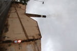 Histórica encendida de viejas chimeneas de azulejeras de la provincia como la de Sanchis de l'Alcora