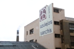 Histórica encendida de viejas chimeneas de azulejeras de la provincia como la de Sanchis de l'Alcora