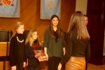 El Club 53 reúne 68 años de Reinas Falleras Infantiles de Burriana en 380 páginas
