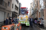 La lluvia agua la fiesta de la Cavalcada del ninot